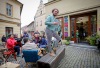 Korzovalo se. Při hudbě, módě, tanci i kulinářských zážitcích