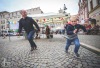 Korzovalo se. Při hudbě, módě, tanci i kulinářských zážitcích