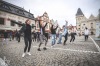 Korzovalo se. Při hudbě, módě, tanci i kulinářských zážitcích