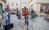 Korzovalo se. Při hudbě, módě, tanci i kulinářských zážitcích