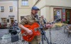 Korzovalo se. Při hudbě, módě, tanci i kulinářských zážitcích