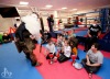 Čerti si došli pro nezbedy do boxerského klubu, v klubu Garage pak děti čekalo peklo