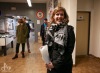Markéta Hlinovská umístila do výlohy Bejváku velké zajíce 