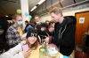 Tomáš Klus řádil s dětmi z Cheironu. Se svým turné Cítím se do Tábora vrátí 