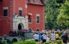 Provazochodci se na Červené Lhotě procházeli nad hlavami diváků, nyní je uvidíte v Krumlově