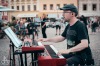 NTS trio si získalo posluchače na táborském náměstí. Nyní přijede Kolektivní halucinace