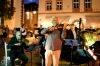 Stánek navštívily kvintety. Amadeus zahráli na náměstí Vivaldiho, BraAgas evropské lidovky