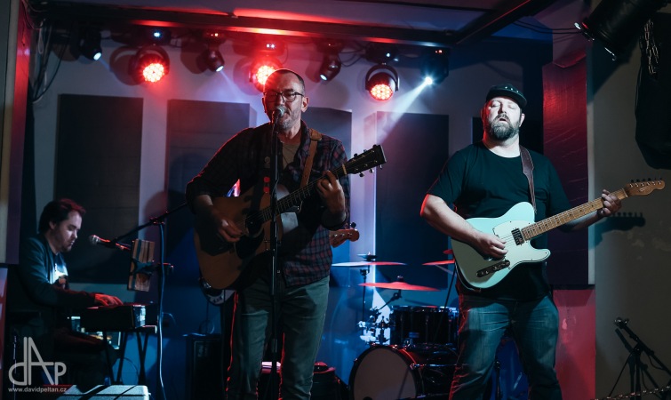 Tomáš Průša Band představili ve Sklepě novou desku Černá a bílá