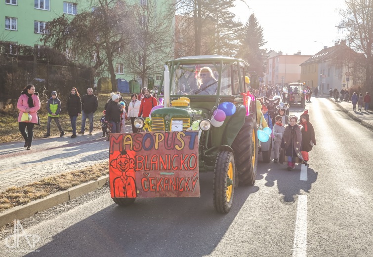 Masopusty na jihu Čech se letos konají už naplno. Těšte se na masky, soutěže i hudbu