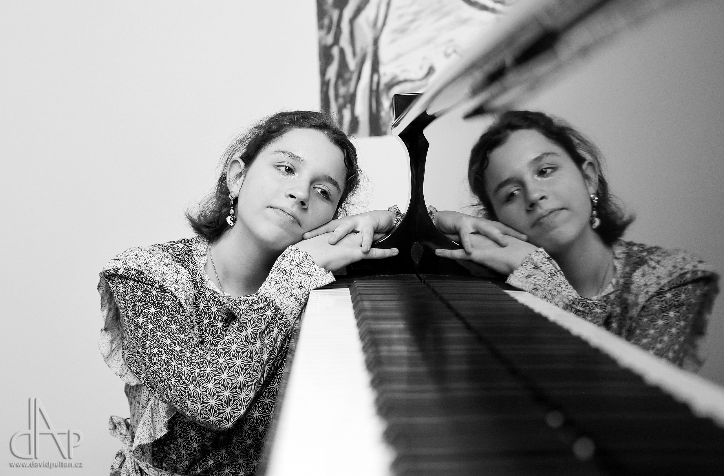 Žáci ZUŠ Sezimovo Ústí mají nové piano ze sbírky. Škola takovou podporu nečekala 