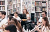 Svišti proměnili knihovnu v koncertní sál. Zazněl Michael Jackson i filmové melodie