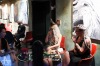Jihočeská výtvarnice Šárka Vildová vystavuje v Rock Café. Přijel i bojovník Jiří Procházka