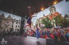 Komedianty v ulicích i návštěvníky skrápěl déšť. Nadšené publikum ale neodradil