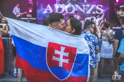 Druhá polovina Sziget festivalu patřila Mumford & sons, M83, Franku Carterovi i Adonxs