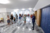 Foyer táborského Kina Svět má novou podobu. Kavárnu ozdobila výstava fotografií Šechtlové