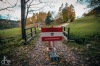 Na Den republiky vyrazili lidé na nejjižnější bod ČR. Stezka svobody připomíná hrůzy minulého režimu 