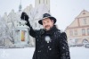 Skauti přivezli Betlémské světlo. Symbol naděje, lásky a míru se šíří domácnostmi   