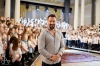 Lucie Bílá, Pokáč, Václav Noid Bárta, Richard Krajčo a 300 děti! K pokračování příběhu o psu Gumpovi točili videoklip