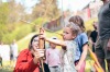 Kozí hrádek ovládli dravci, nad letním kinem to jiskřilo