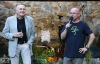 Bonsai bere posluchače na magická místa jižních Čech. Na Dívčím kameni s ní vystoupil Martin Hilský