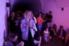 Déšť vyhnal Kalle do průchodu. V Třeboni si tak lidé užili unikátní koncert
