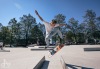 Slavnostní otevření. Na jedinečné skateplaza se odehrála první soutěž o nejlepší trik 
