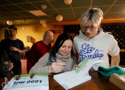Pro tatínka ujela Květa Dvořáčková 1000 mil na kole v lepším čase. A napsala knihu o bajcích
