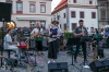 Stánek na náměstí v Táboře rozjížděli Bártovi, Bombónky, Peshata i Electra5 