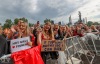 Barevnost! Festivalem Colours of Ostrava zněl legendární punkrock, izraelský alternative pop, ukrajinský rap i korejská Hra na oliheň 