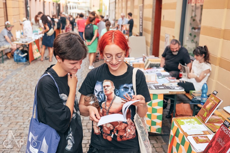 Blexbolex, Topol, Fvck Kvlt i keňská spisovatelka. Festival malých nakladatelů Tabook se blíží
