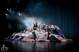 Taneční skupina Coda vyprodala čtyřikrát sál Spektra. Vzala diváky ke kořenům