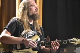 V Mexiku je možné vše. Jihočeský kytarista tam letos slavil jubileum