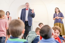 Prsteny pro Klokotskou Pannu. Libor Hřivnáč vystavuje v Táboře
