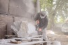 V Plané nad Lužnicí vznikají nové mramorové sochy. Na prvním kamenosochařském sympoziu sochá punkáč i fotograf