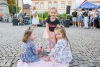 Lidé rozsvítili táborské náměstí. Na onkologicky nemocné děti přispěli téměř padesáti tisíci  