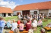 Svišti se sborem zněli pivovarským dvorem v Hlavatcích