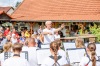 Svišti se sborem zněli pivovarským dvorem v Hlavatcích