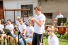 Svišti se sborem zněli pivovarským dvorem v Hlavatcích