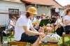 Svišti se sborem zněli pivovarským dvorem v Hlavatcích