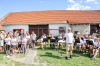 Svišti se sborem zněli pivovarským dvorem v Hlavatcích
