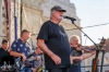 Kapely hrály benefici pro Kaňku. Michal Prokop slavil narozeniny i novou desku